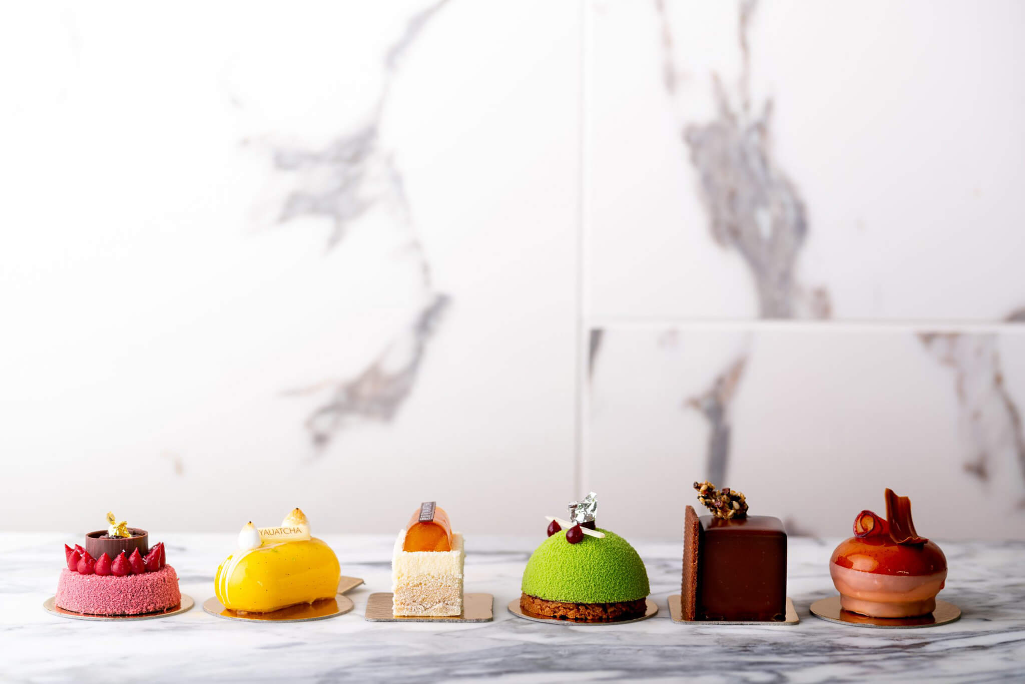 Petit Gateaux Collection